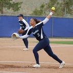 Coyotes Softball Drop Doubleheader to Roadrunners